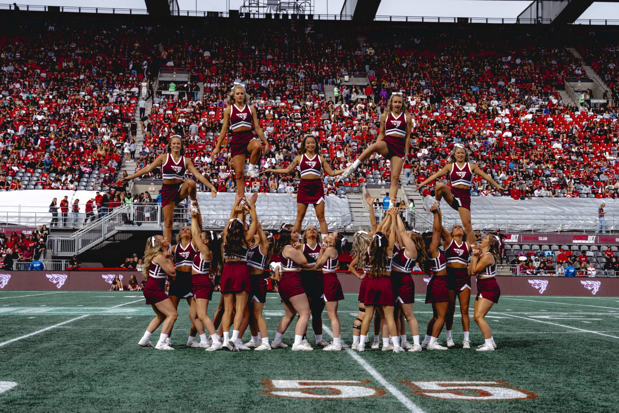 photo cheerleaders